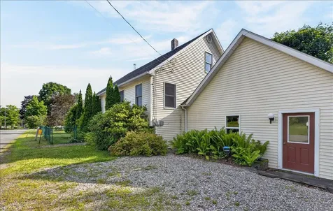 13 Norris Street Searsport ME 04974