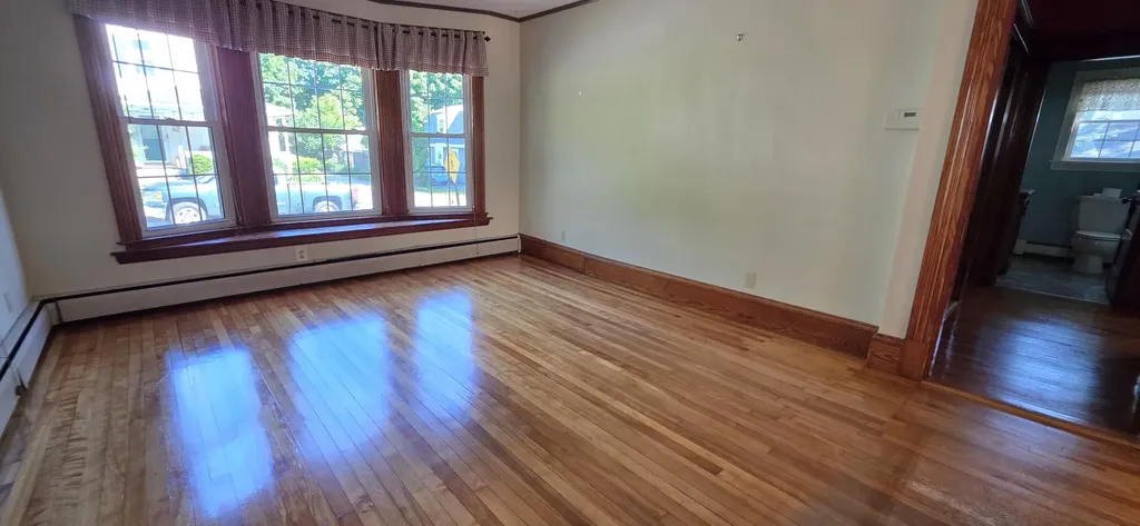 29 Dexter Avenue Auburn ME 04210