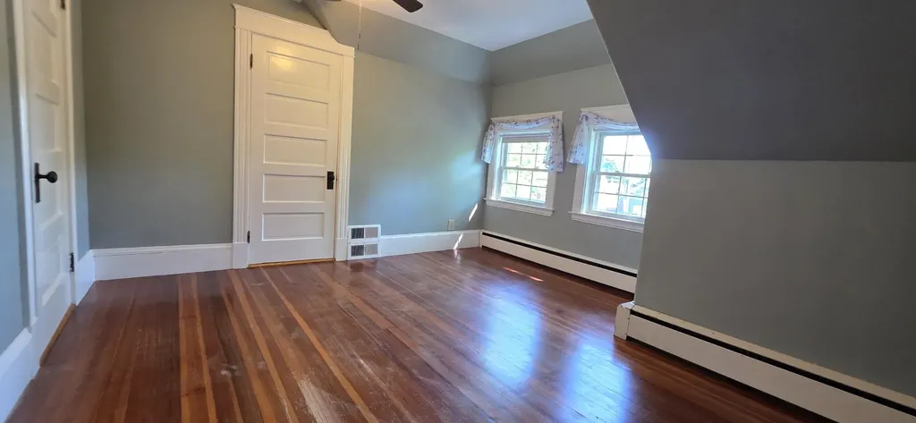 29 Dexter Avenue Auburn ME 04210
