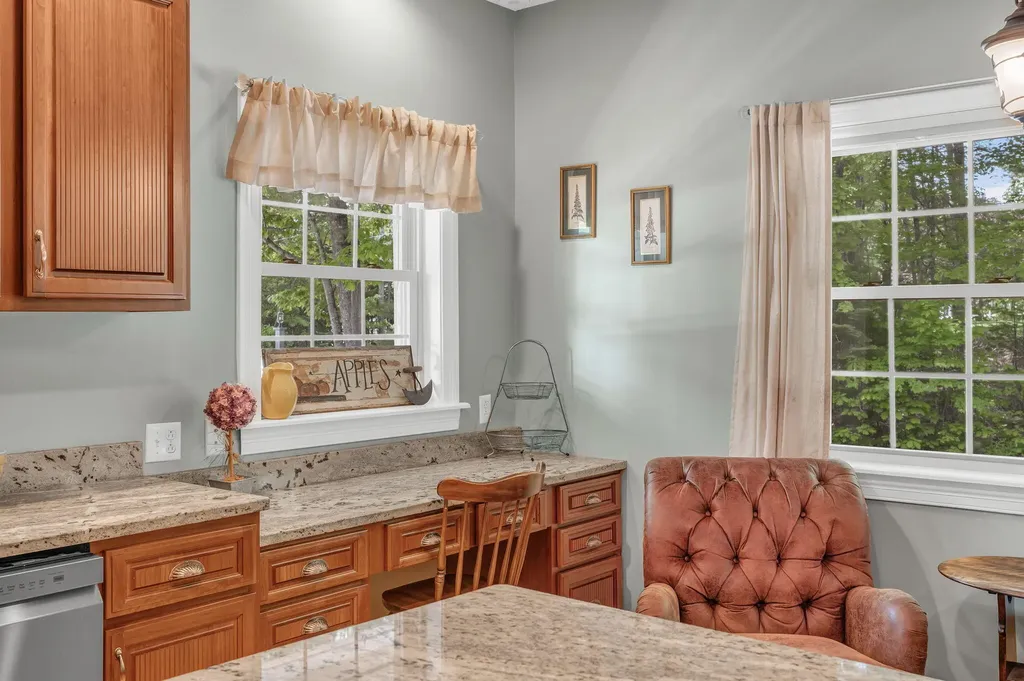 81 Aaron's Way Hampden ME 04444