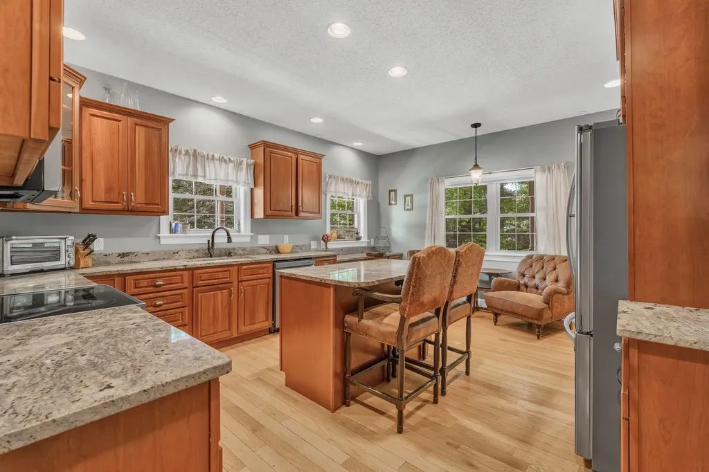 81 Aaron's Way Hampden ME 04444