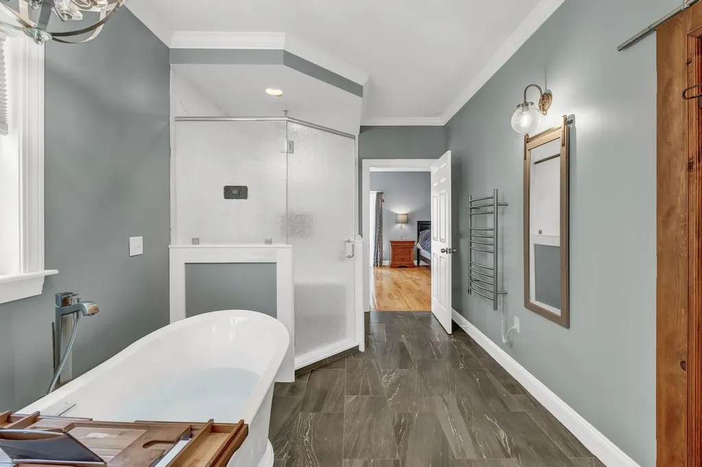 81 Aaron's Way Hampden ME 04444