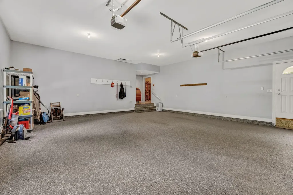81 Aaron's Way Hampden ME 04444