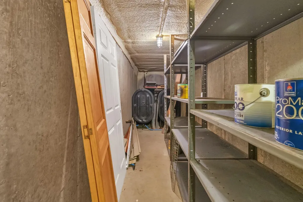 81 Aaron's Way Hampden ME 04444