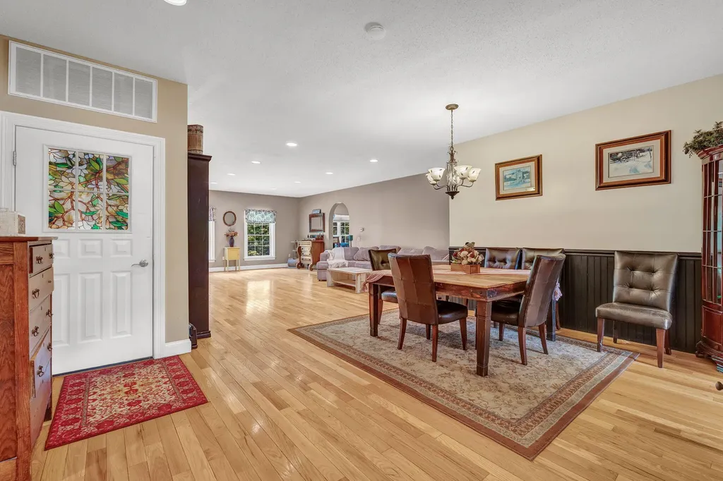 81 Aaron's Way Hampden ME 04444
