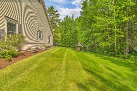 81 Aaron's Way Hampden ME 04444