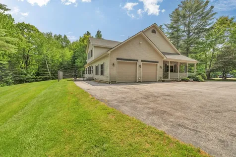 81 Aaron's Way Hampden ME 04444