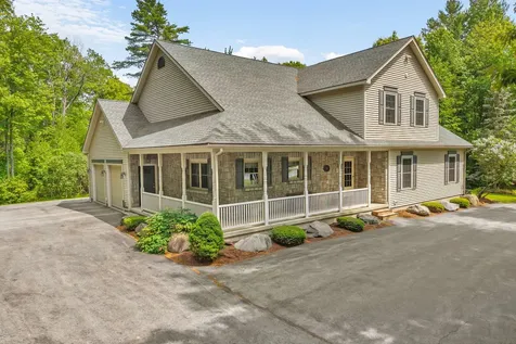 81 Aaron's Way Hampden ME 04444