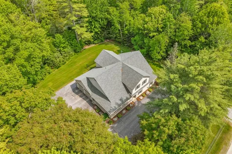 81 Aaron's Way Hampden ME 04444
