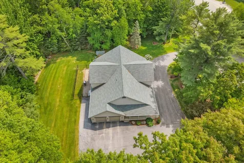 81 Aaron's Way Hampden ME 04444