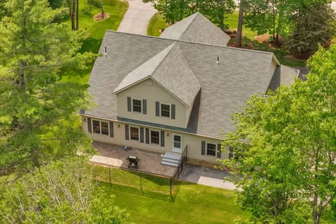 81 Aaron's Way Hampden ME 04444