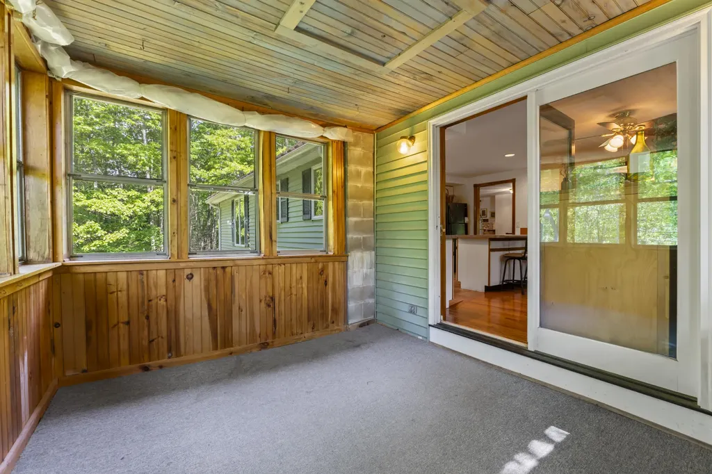 863 Finntown Road Warren ME 04864