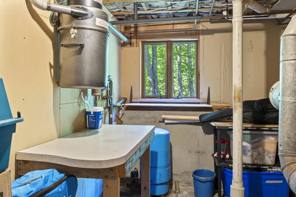 863 Finntown Road Warren ME 04864