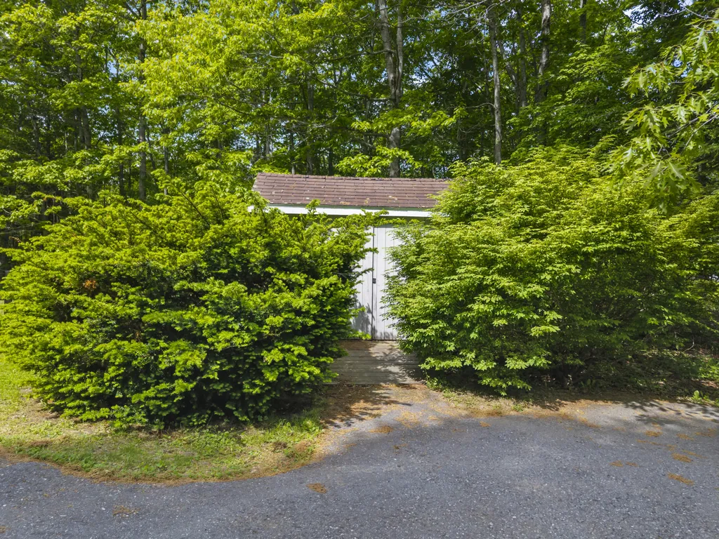 863 Finntown Road Warren ME 04864