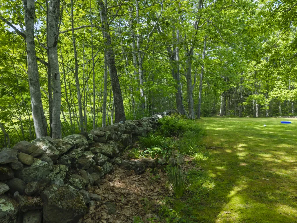 863 Finntown Road Warren ME 04864