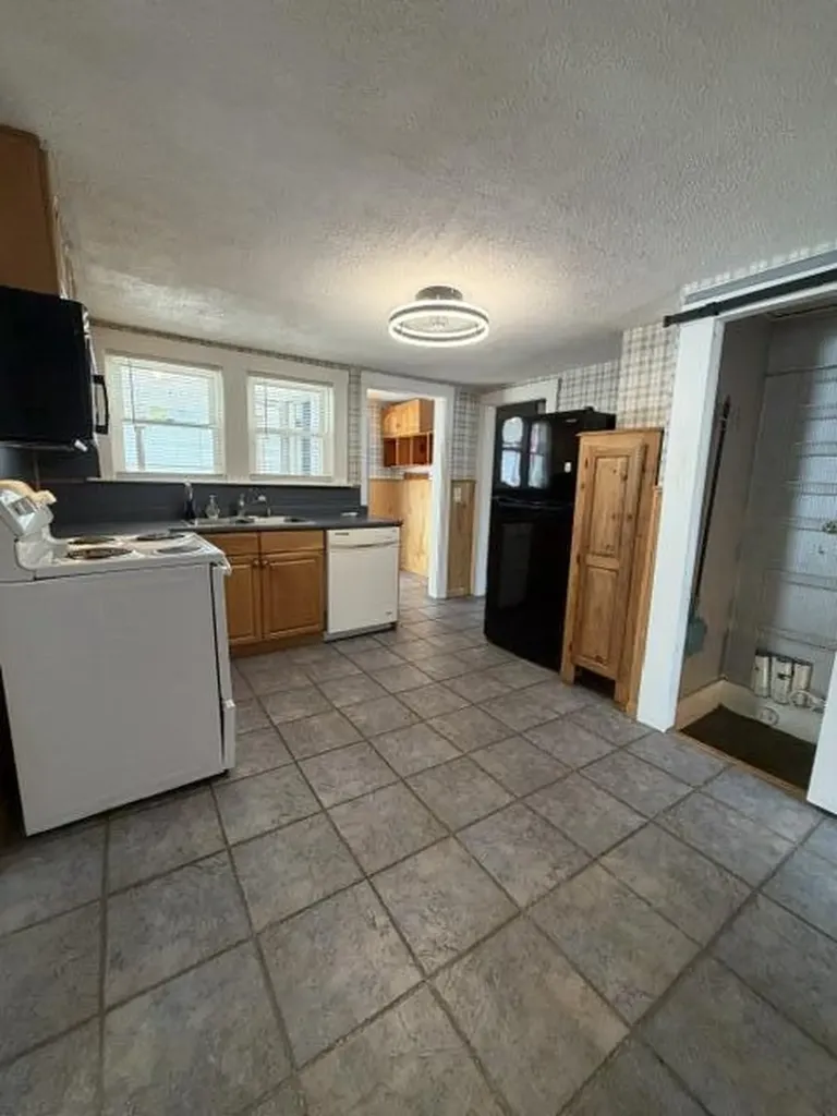 98 Rochester Street Berwick ME 03901