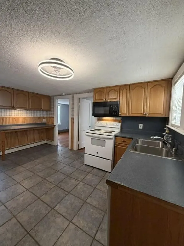 98 Rochester Street Berwick ME 03901