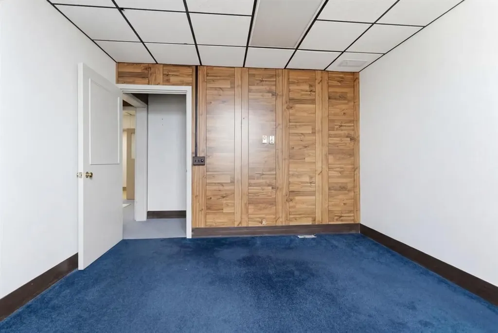 35 Ash Street Lewiston ME 04240