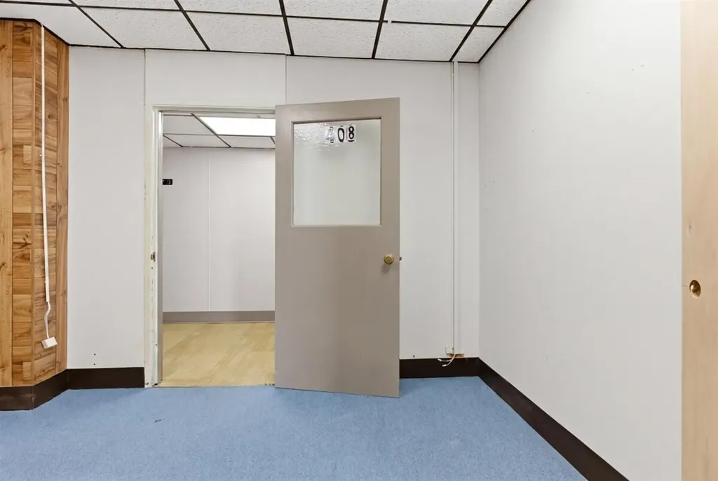 35 Ash Street Lewiston ME 04240