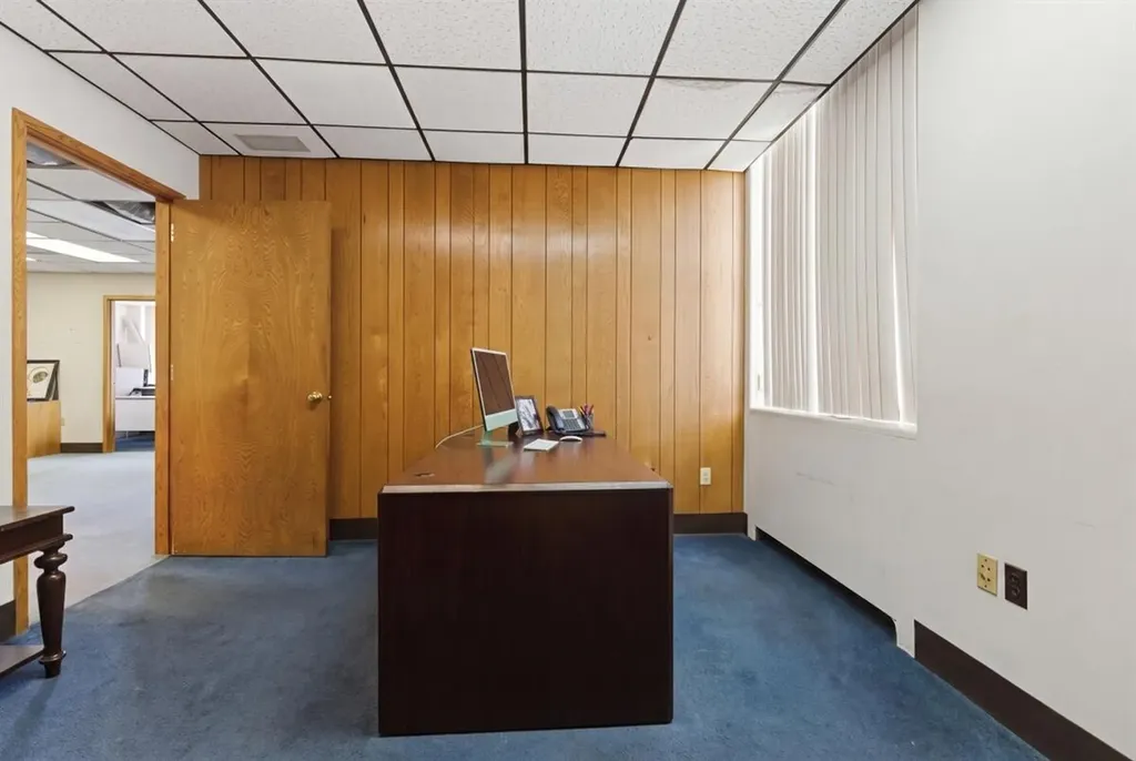 35 Ash Street Lewiston ME 04240