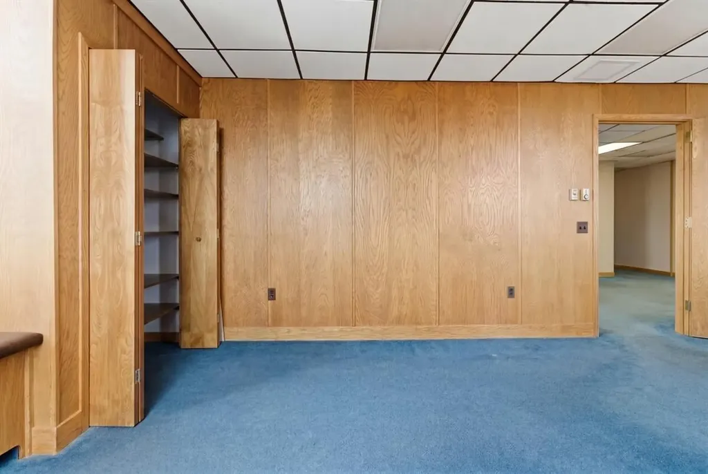 35 Ash Street Lewiston ME 04240