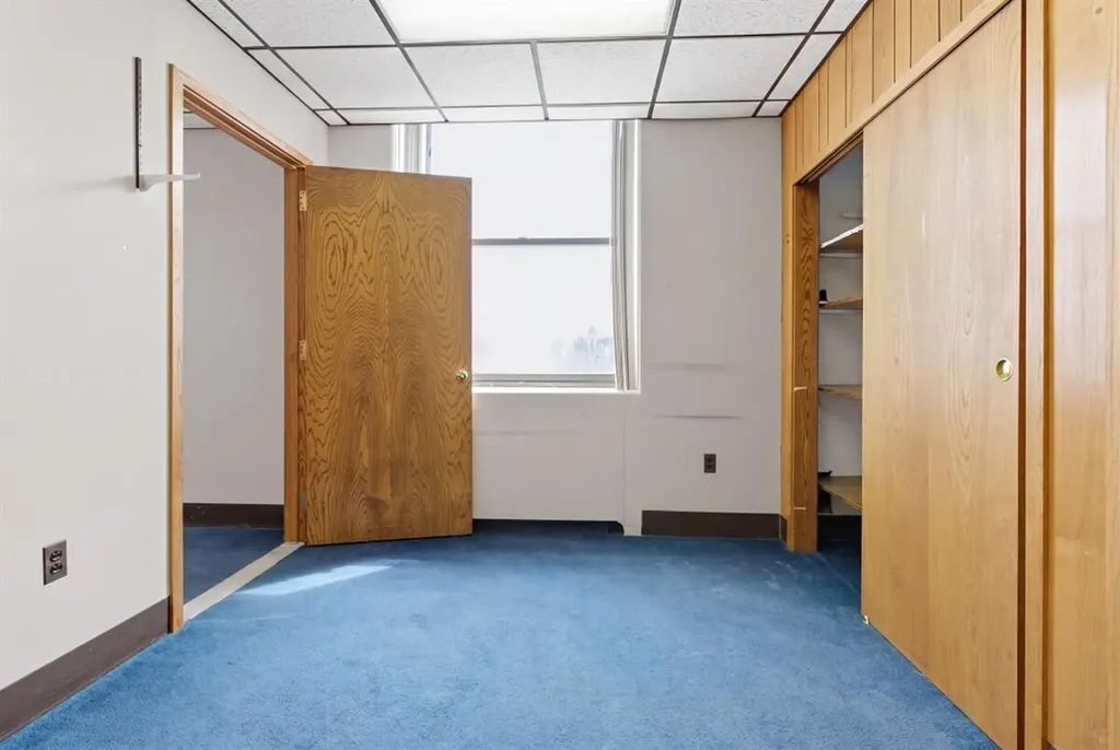 35 Ash Street Lewiston ME 04240