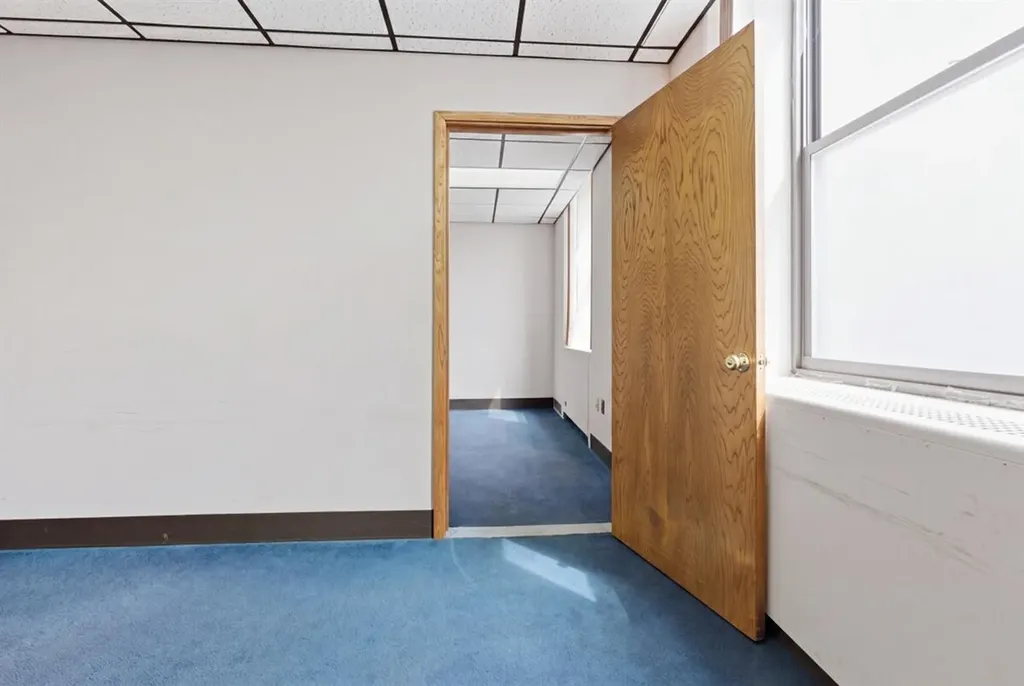 35 Ash Street Lewiston ME 04240