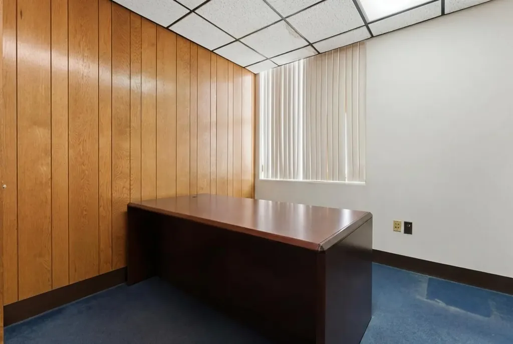 35 Ash Street Lewiston ME 04240