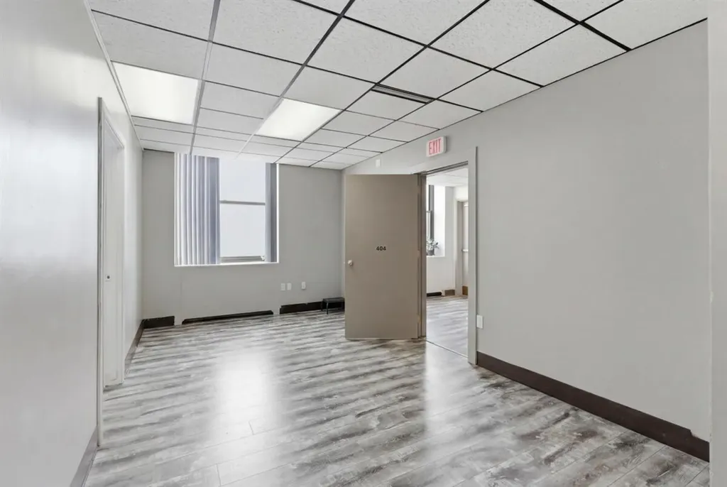 35 Ash Street Lewiston ME 04240