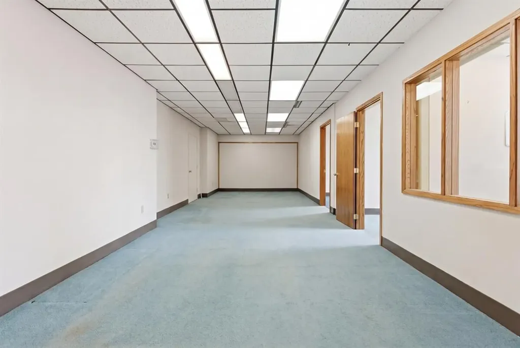 35 Ash Street Lewiston ME 04240