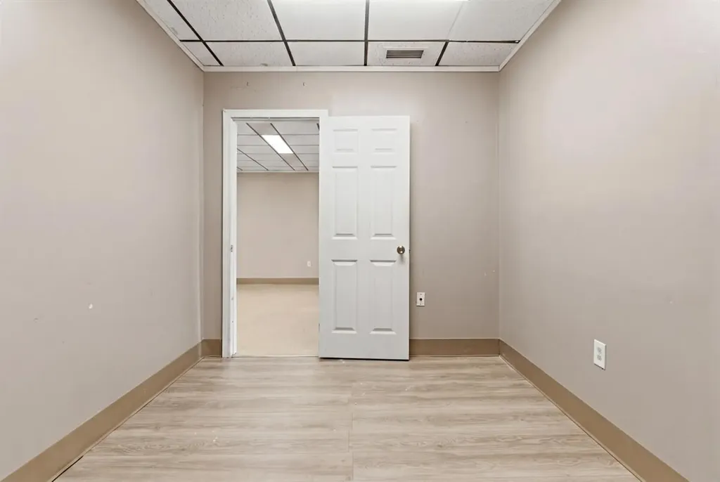35 Ash Street Lewiston ME 04240