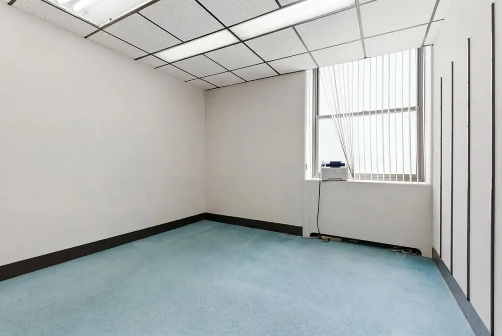 35 Ash Street Lewiston ME 04240
