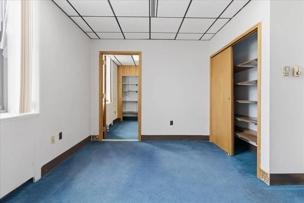 35 Ash Street Lewiston ME 04240
