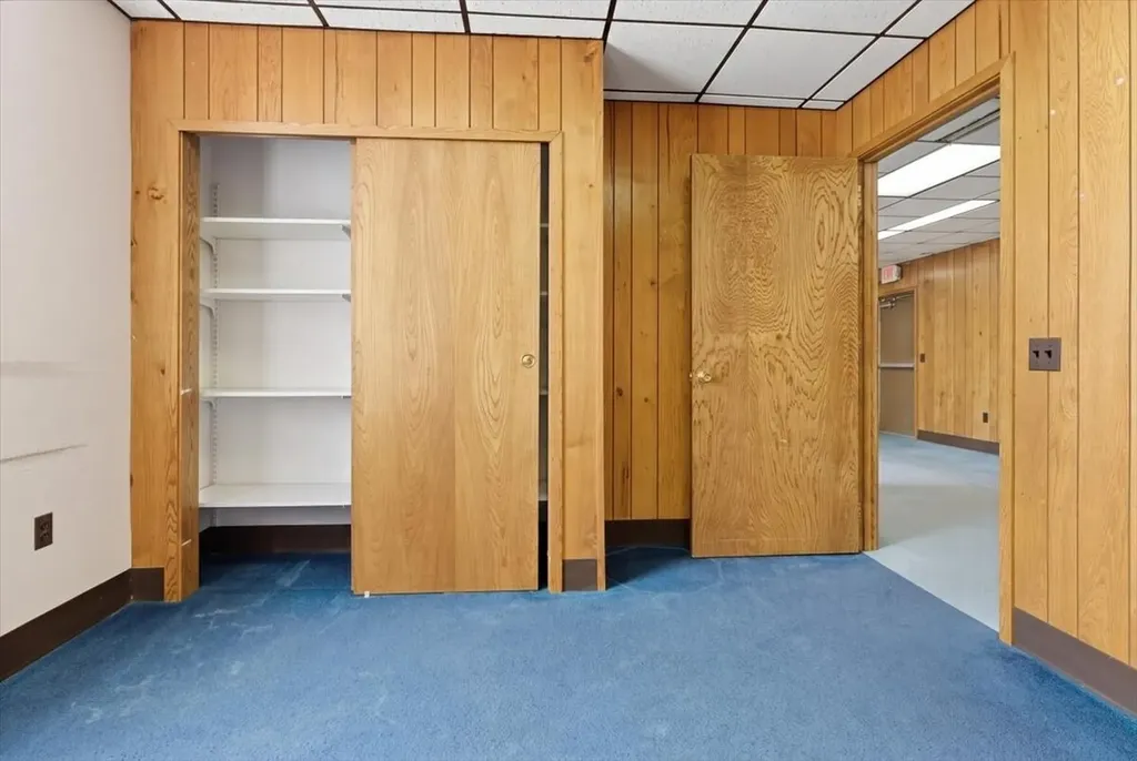 35 Ash Street Lewiston ME 04240