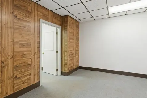 35 Ash Street Lewiston ME 04240
