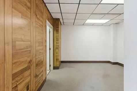 35 Ash Street Lewiston ME 04240