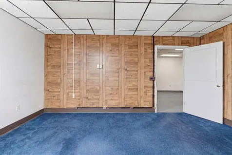 35 Ash Street Lewiston ME 04240