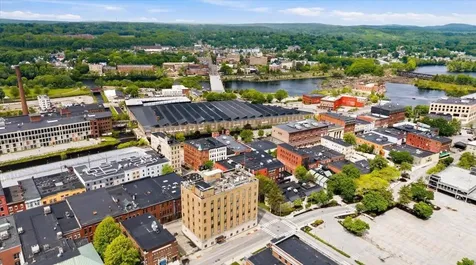 35 Ash Street Lewiston ME 04240