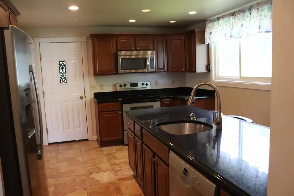 143 Chamberlain Street Brewer ME 04412