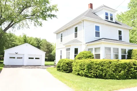 143 Chamberlain Street Brewer ME 04412