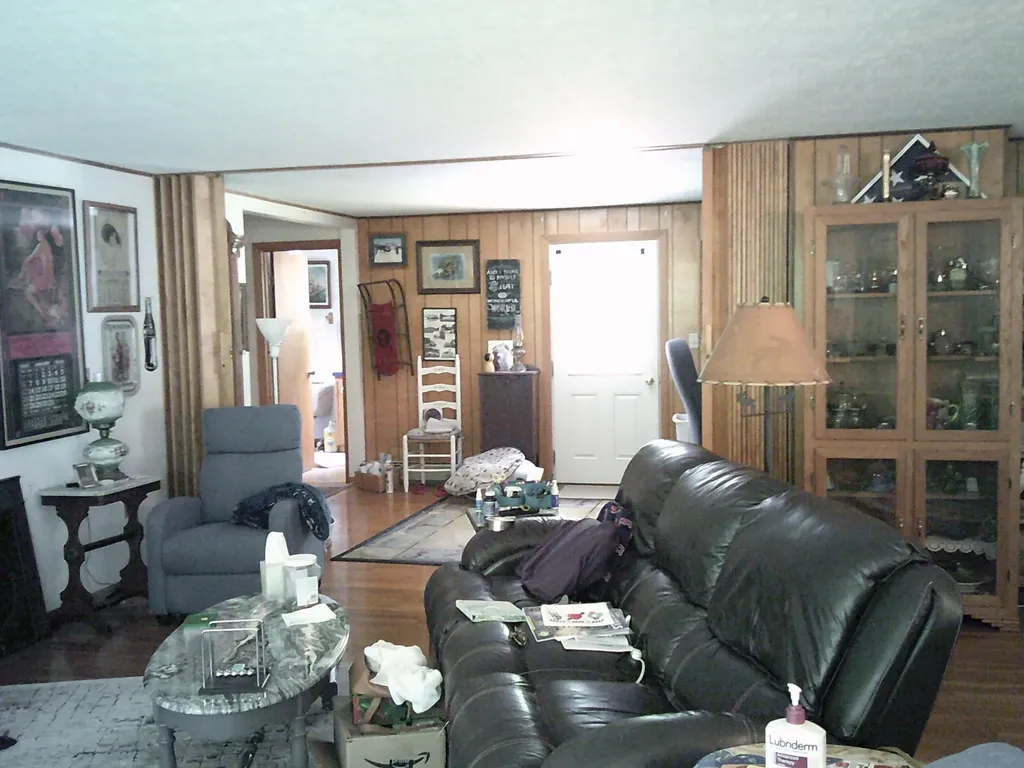 43 Round-the-pond Road Norway ME 04268