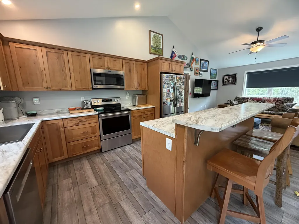 39 Clark Road Kenduskeag ME 04450
