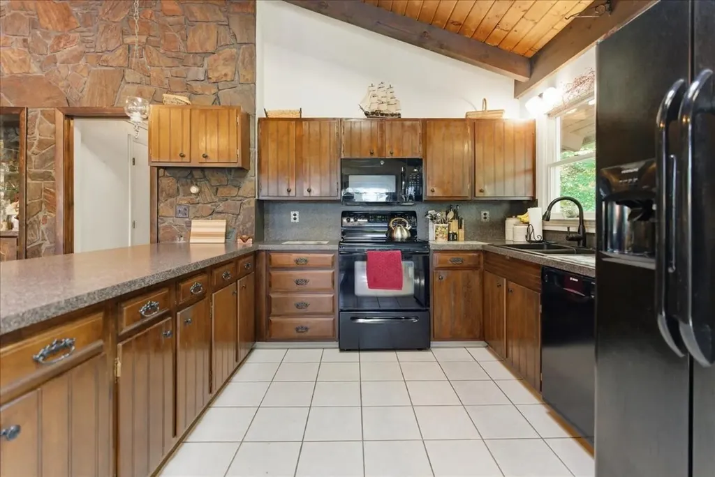 55 Birch Drive Poland ME 04274