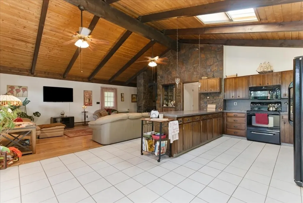55 Birch Drive Poland ME 04274