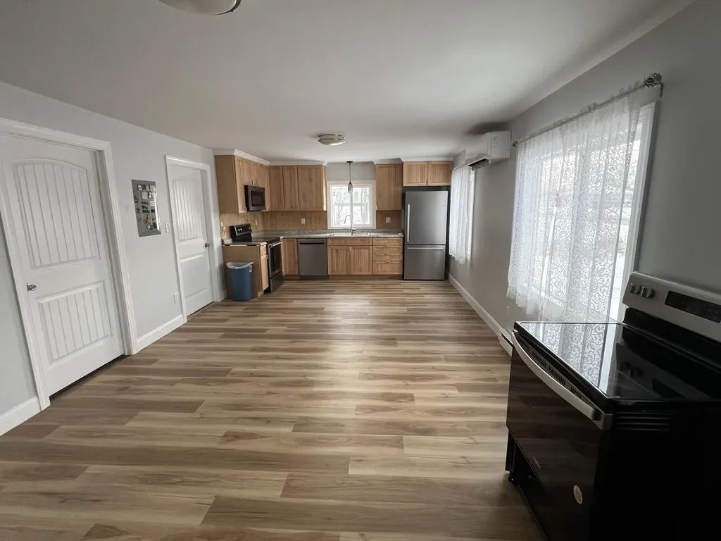 595 Main Street Lincoln ME 04457
