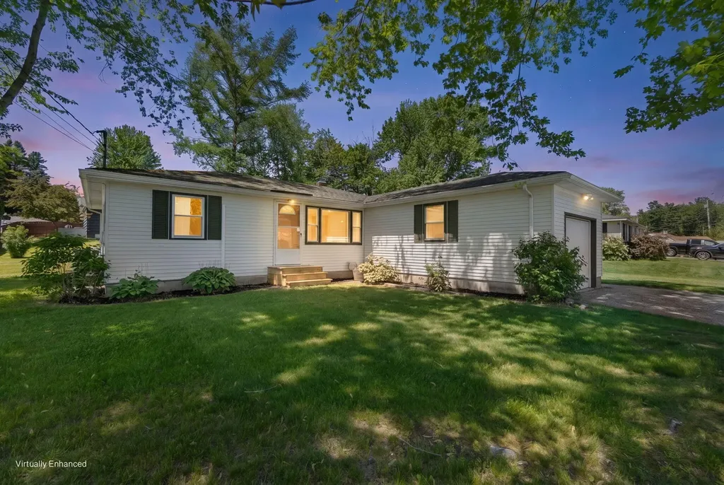 11 Matthew Street Lisbon ME 04250