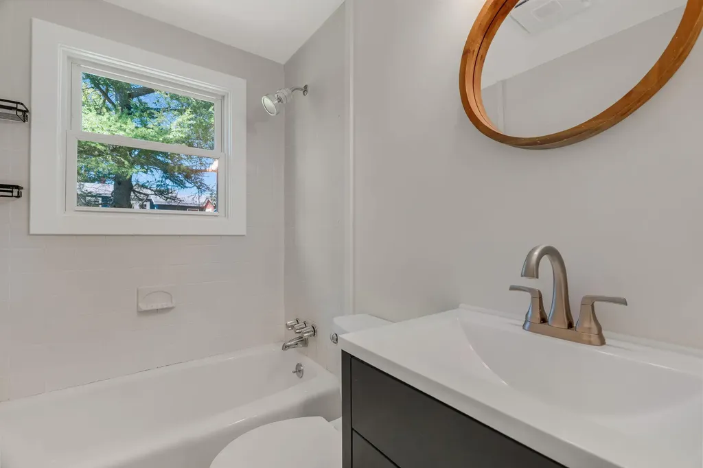 11 Matthew Street Lisbon ME 04250