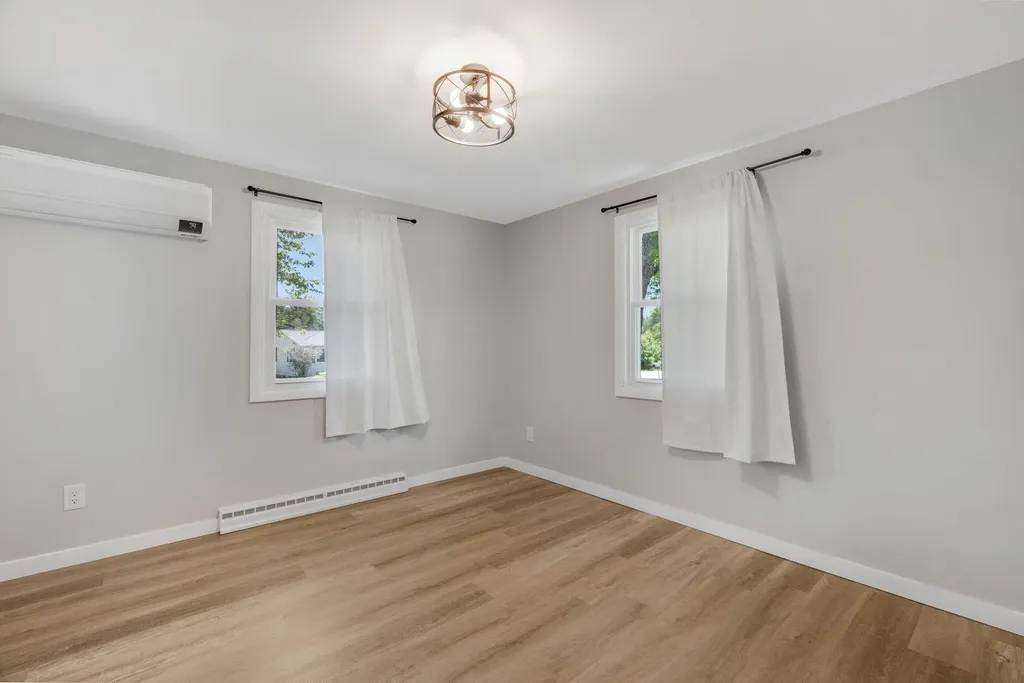 11 Matthew Street Lisbon ME 04250