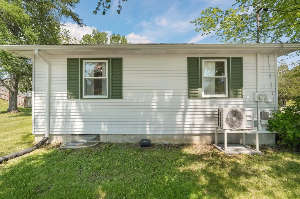 11 Matthew Street Lisbon ME 04250