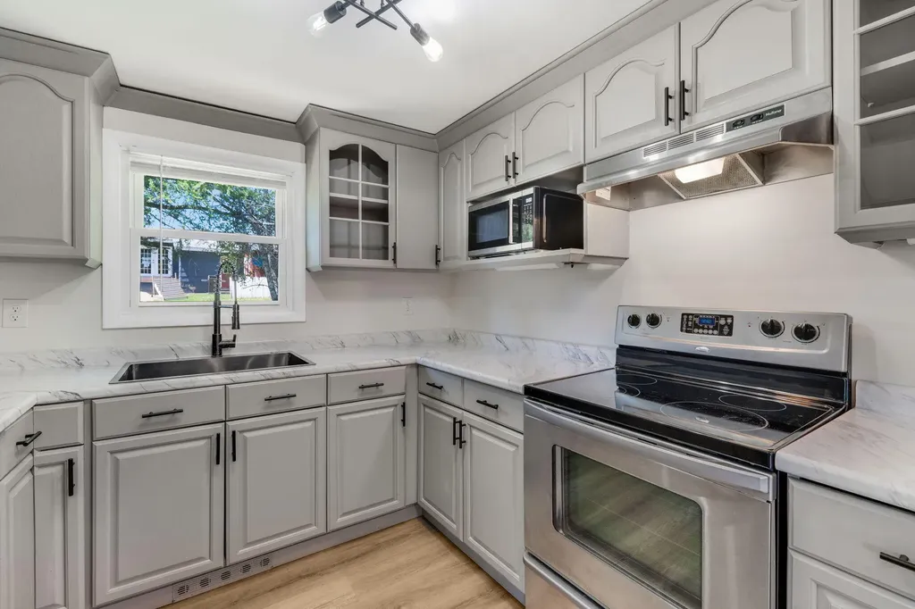 11 Matthew Street Lisbon ME 04250